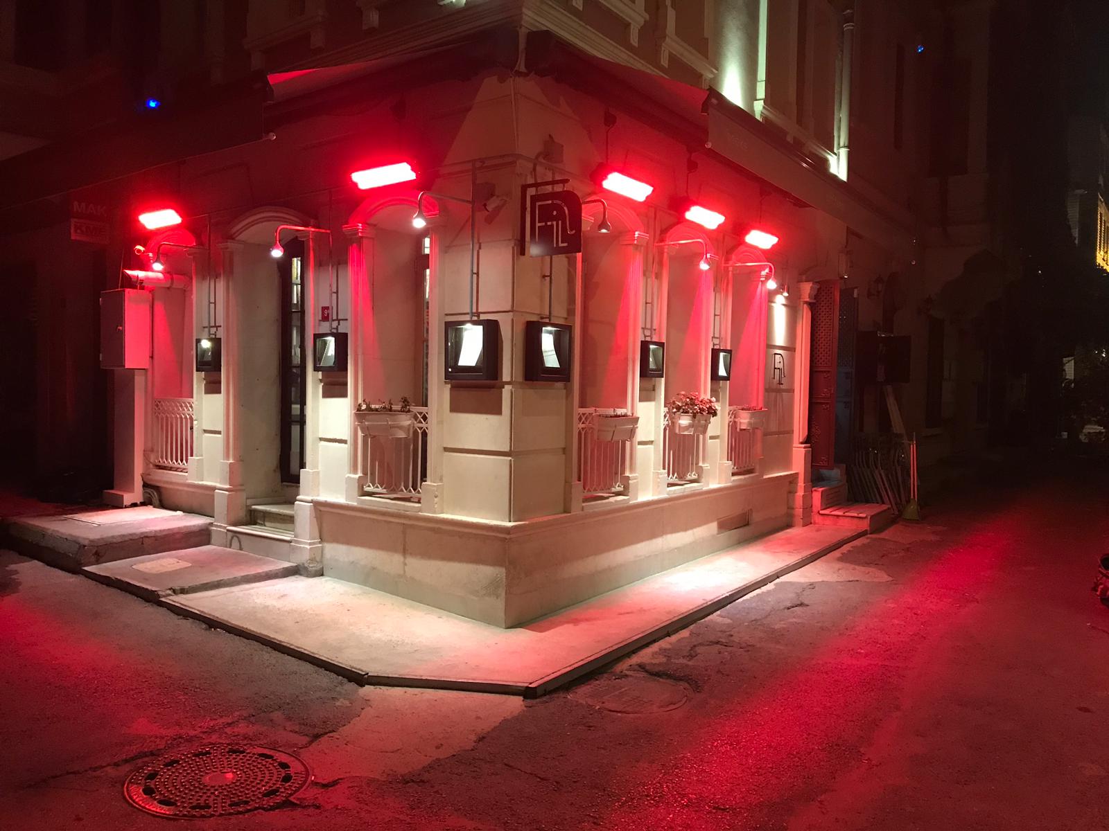 KAFE ISITMA, KAFE ISITMA SİSTEMLERİ, KAFE ISITICILAR, GOLD SERİSİ HALOJEN KAFE ISITICILAR, HALOJEN ISITICI, DIŞ MEKAN ISITMA, AÇIK ALAN ISITMA, İNFRARED ISITICI, İNFRARED ISITMA